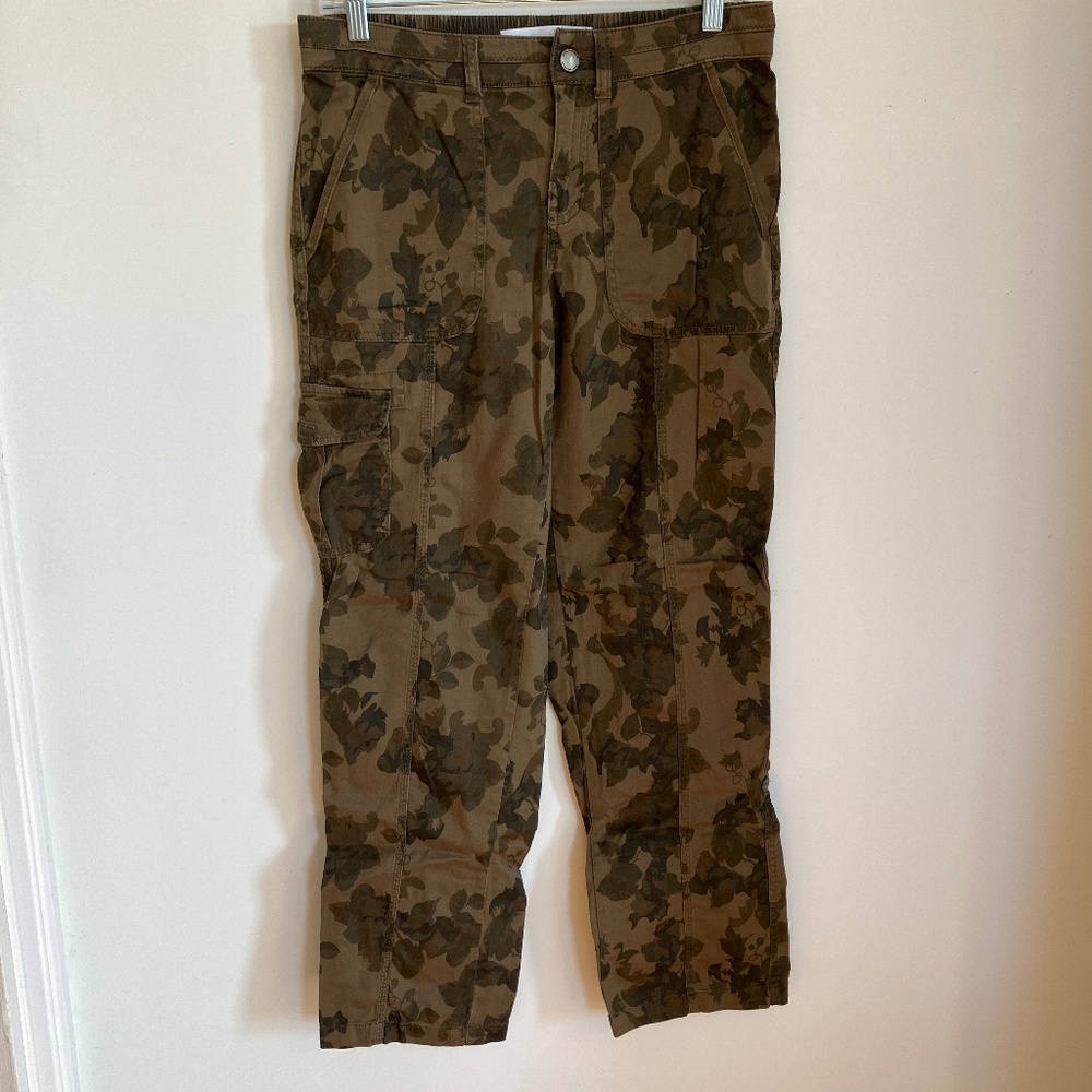 Sonoma grapevine print cargos - Size 8